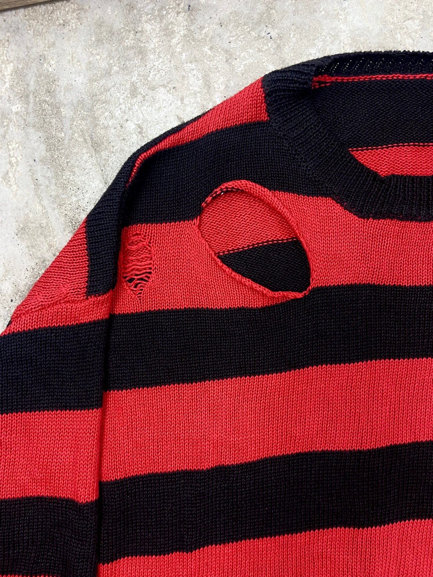 KURT COBAIN STYLE DISTRESSED KNITTED SWEATER