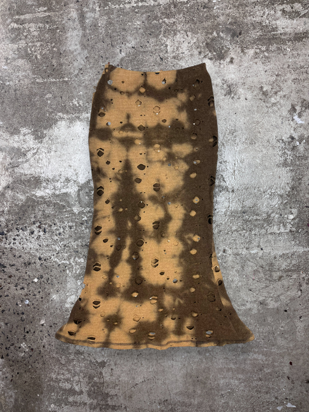 ASHLEY BROOK DISTRESSED SKIRT 1990s