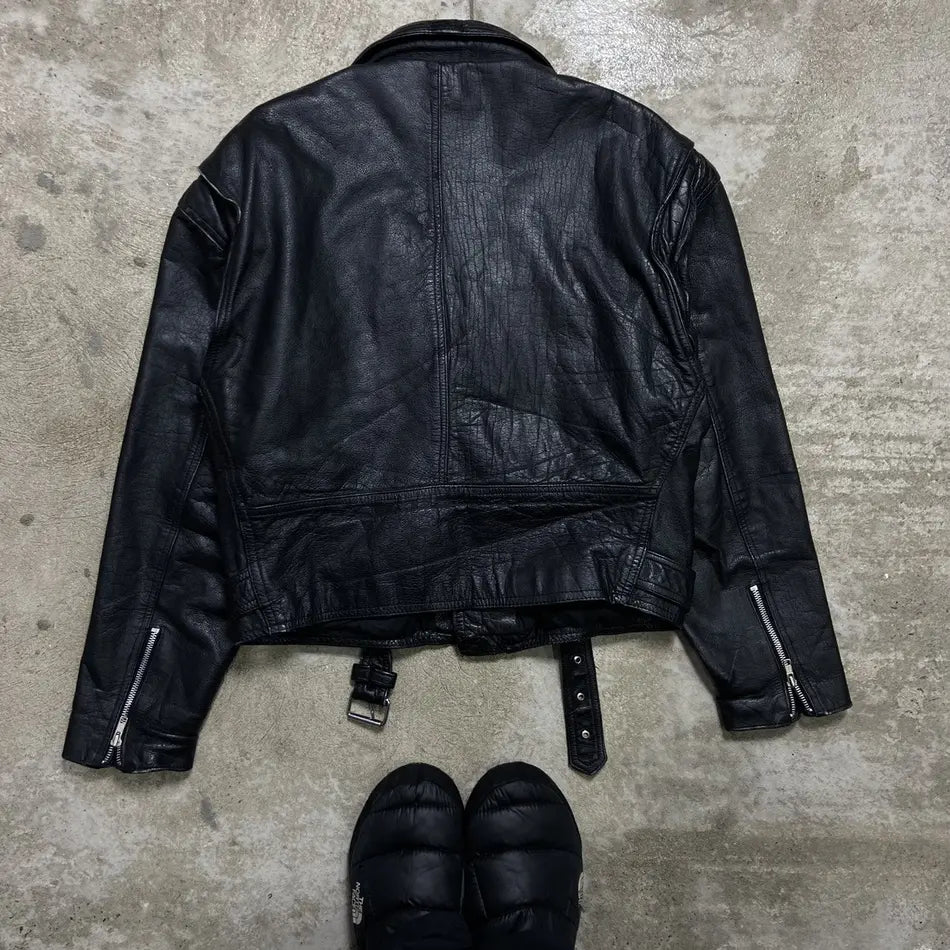 1970s BRITISH HANDCRAFTED BIKER LEATHER JACKET