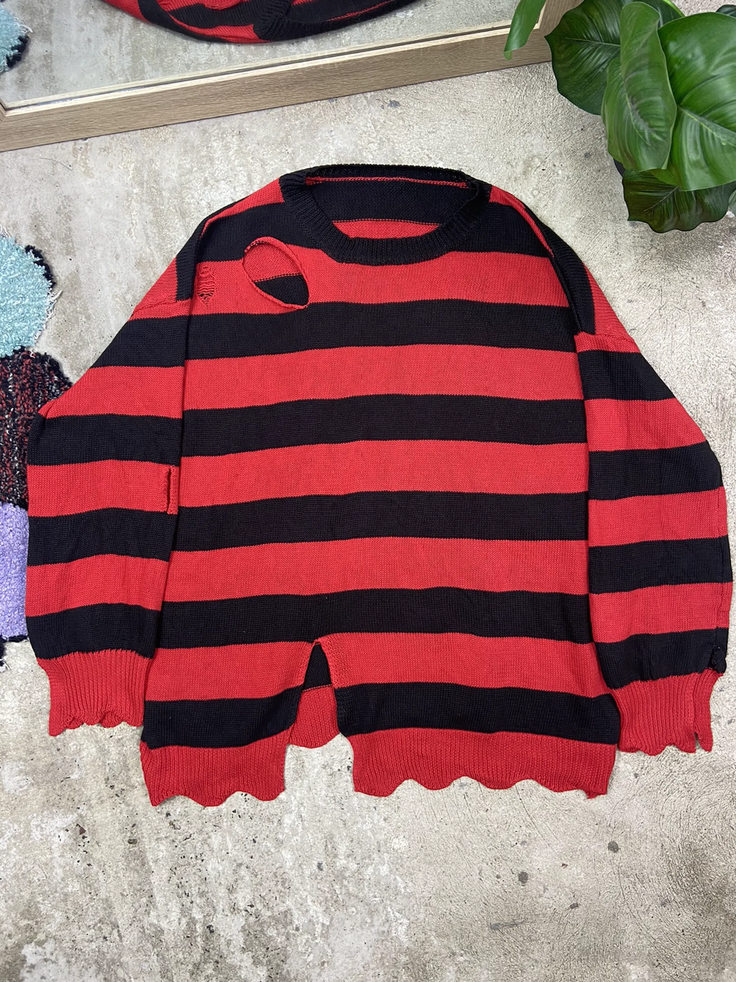 KURT COBAIN STYLE DISTRESSED KNITTED SWEATER