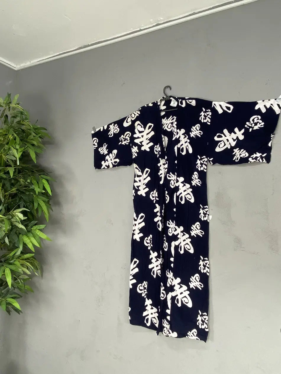 1990s JAPANESE TRADITIONAL KANJI YUKATA CHARACTERS KIMONO