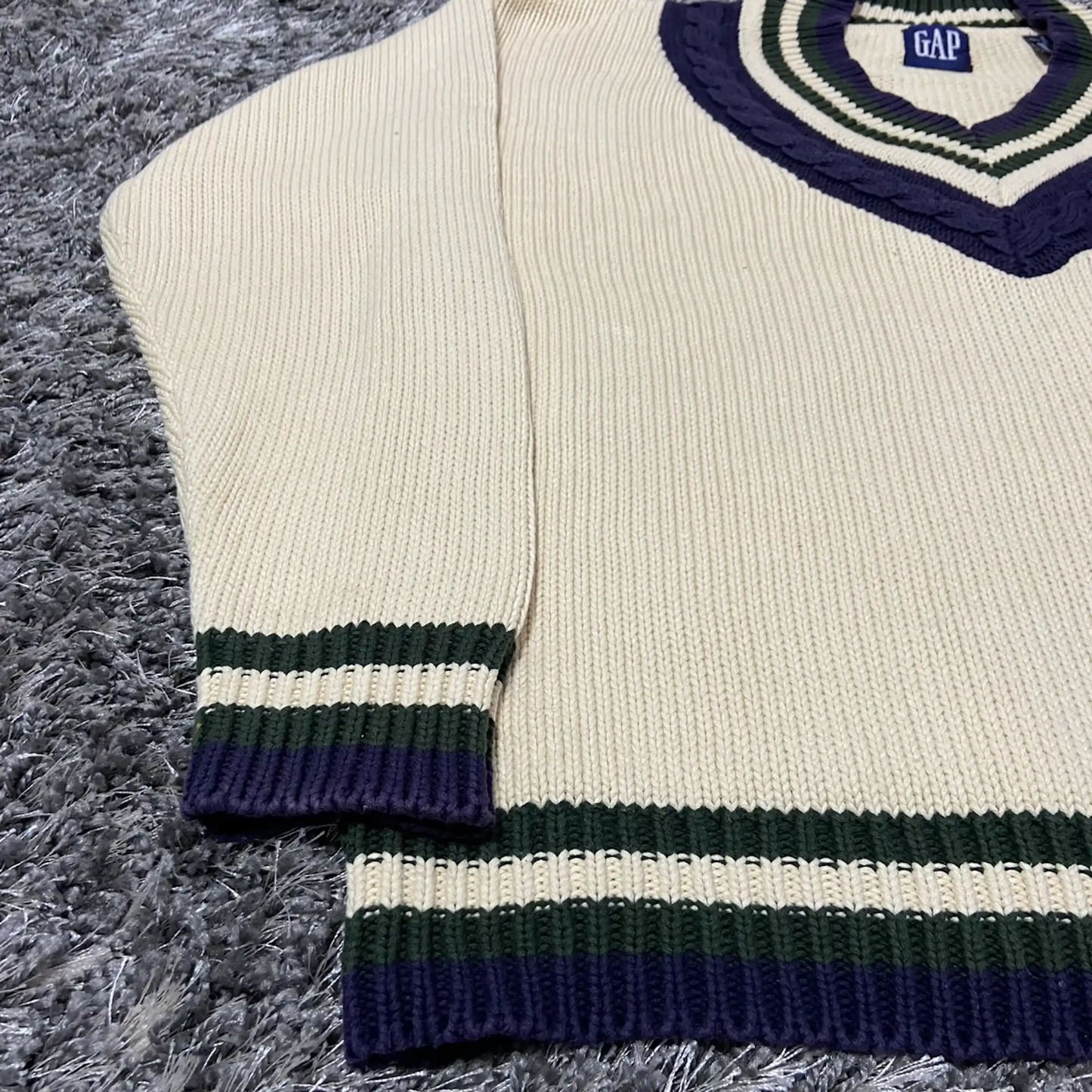 1990s GAP V-NECK HEAVY KNITTED SWEATER