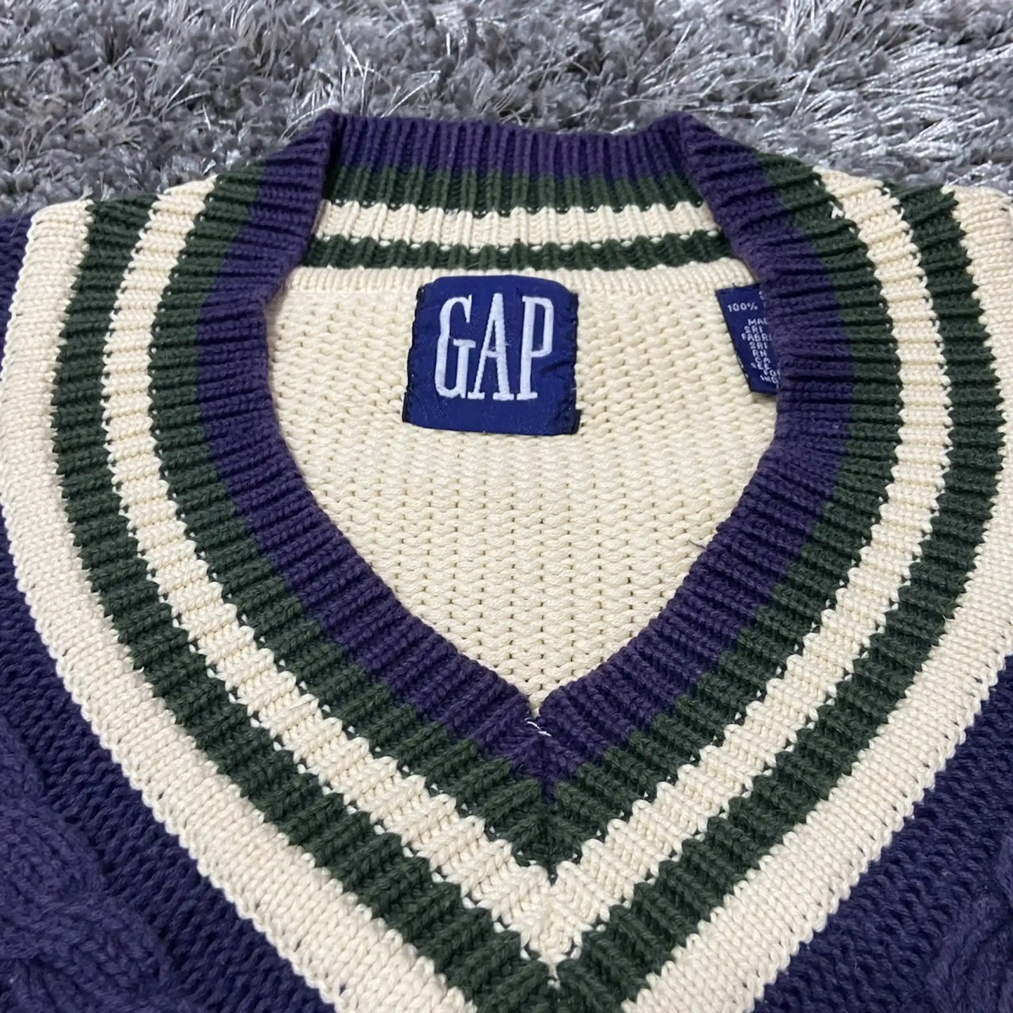 1990s GAP V-NECK HEAVY KNITTED SWEATER